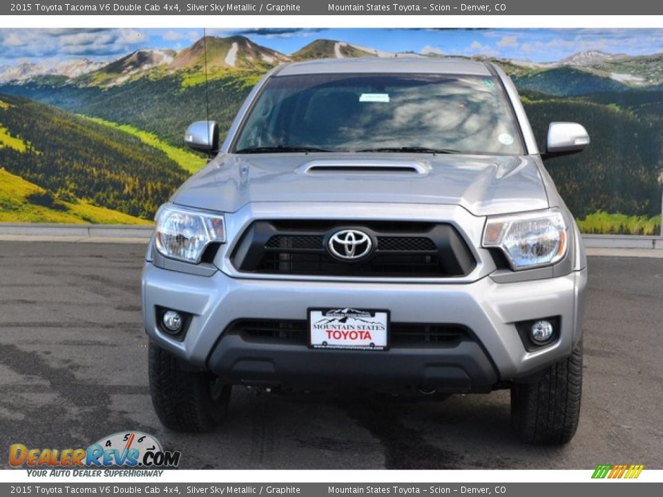 2015 Toyota Tacoma V6 Double Cab 4x4 Silver Sky Metallic / Graphite Photo #2