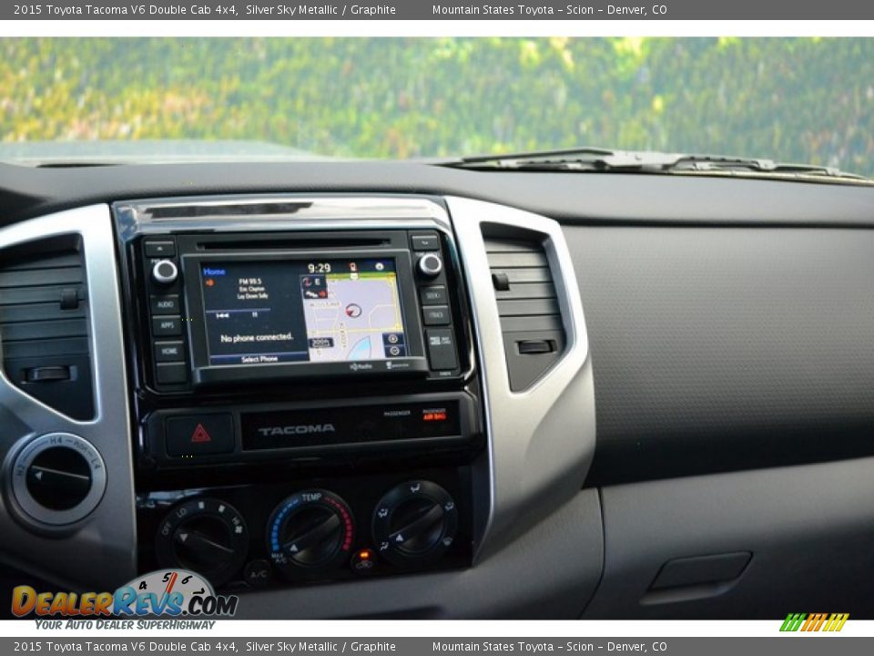 2015 Toyota Tacoma V6 Double Cab 4x4 Silver Sky Metallic / Graphite Photo #6