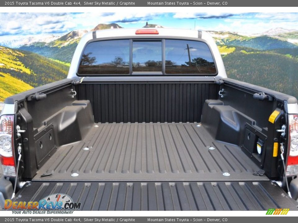 2015 Toyota Tacoma V6 Double Cab 4x4 Silver Sky Metallic / Graphite Photo #8