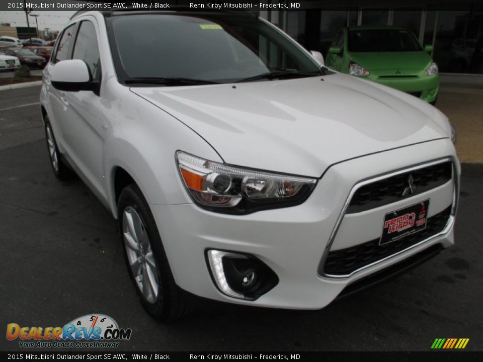 2015 Mitsubishi Outlander Sport SE AWC White / Black Photo #1