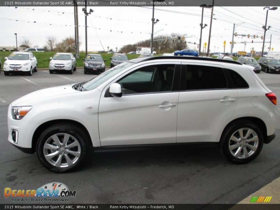 2015 Mitsubishi Outlander Sport SE AWC White / Black Photo #4