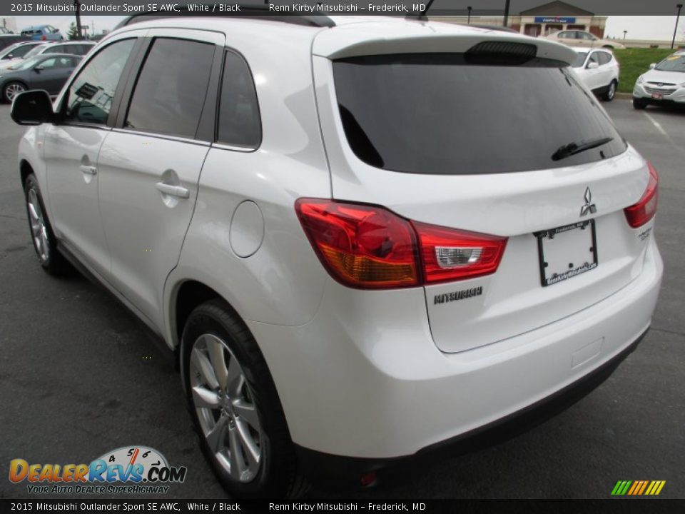 2015 Mitsubishi Outlander Sport SE AWC White / Black Photo #5