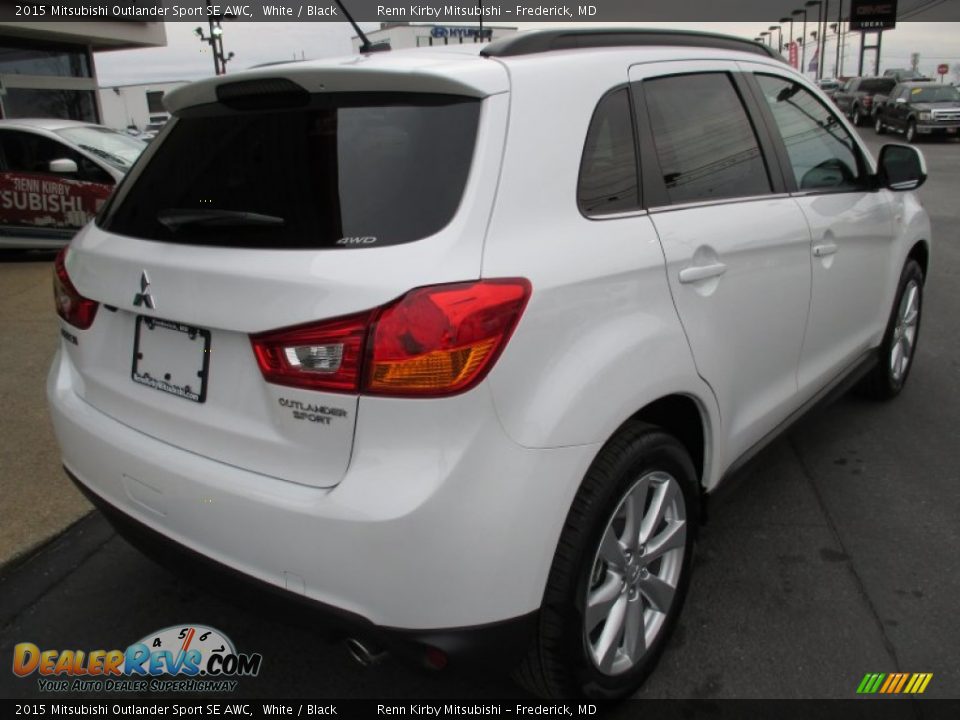 2015 Mitsubishi Outlander Sport SE AWC White / Black Photo #7