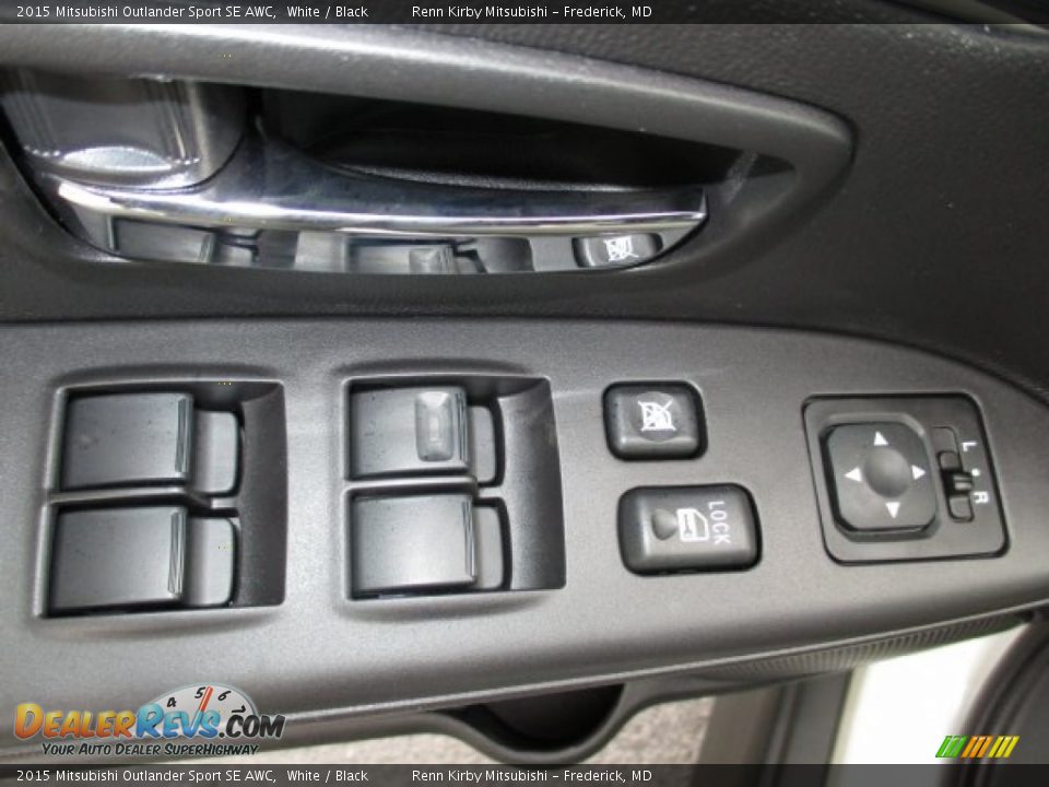 2015 Mitsubishi Outlander Sport SE AWC White / Black Photo #12