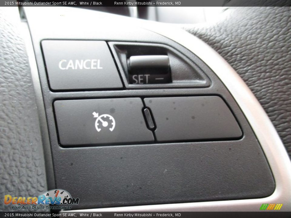 2015 Mitsubishi Outlander Sport SE AWC White / Black Photo #15
