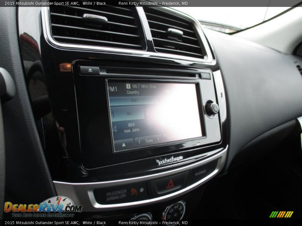 2015 Mitsubishi Outlander Sport SE AWC White / Black Photo #19