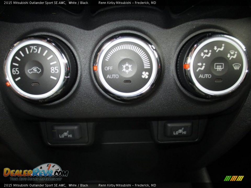 2015 Mitsubishi Outlander Sport SE AWC White / Black Photo #20