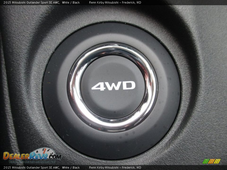 2015 Mitsubishi Outlander Sport SE AWC White / Black Photo #22