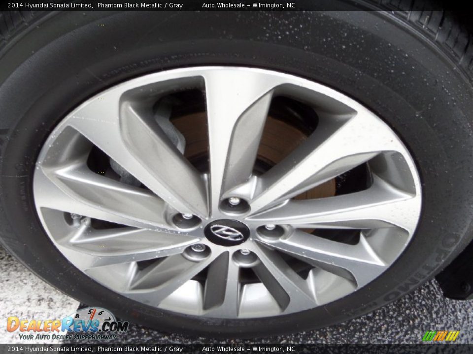 2014 Hyundai Sonata Limited Phantom Black Metallic / Gray Photo #7