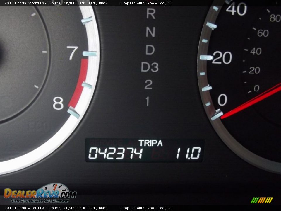 2011 Honda Accord EX-L Coupe Crystal Black Pearl / Black Photo #18