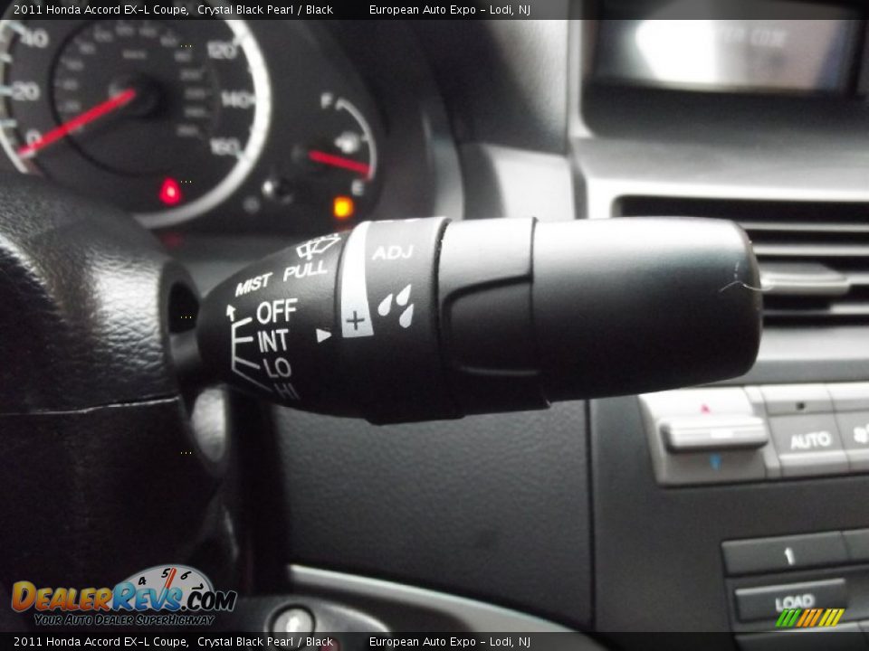 Controls of 2011 Honda Accord EX-L Coupe Photo #22