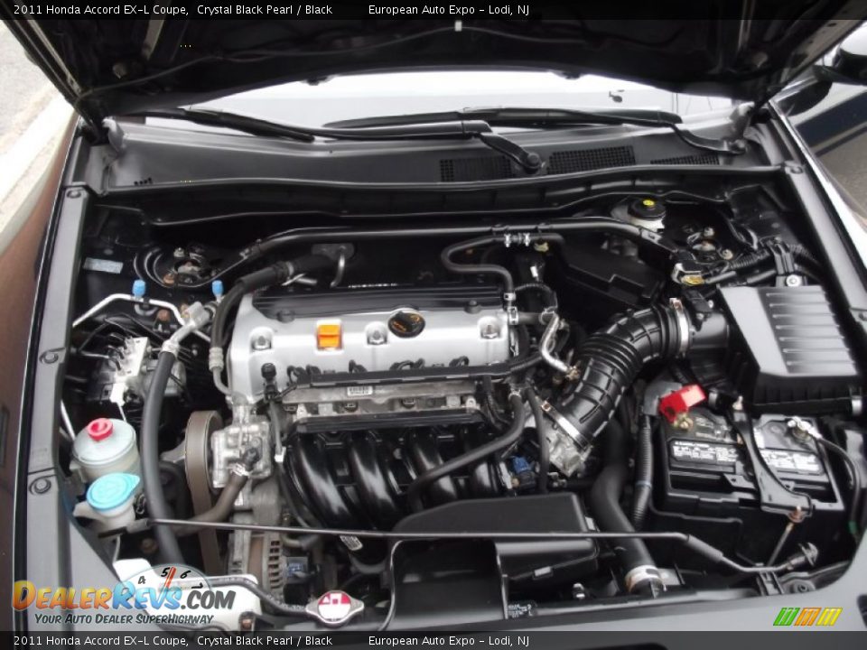 2011 Honda Accord EX-L Coupe Crystal Black Pearl / Black Photo #33