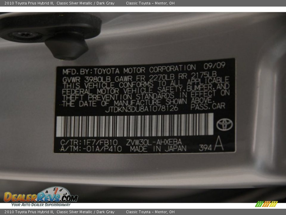 2010 Toyota Prius Hybrid III Classic Silver Metallic / Dark Gray Photo #24