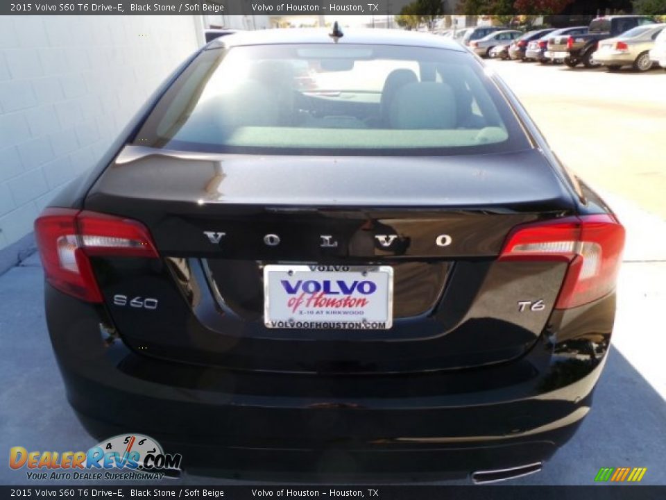 2015 Volvo S60 T6 Drive-E Black Stone / Soft Beige Photo #4