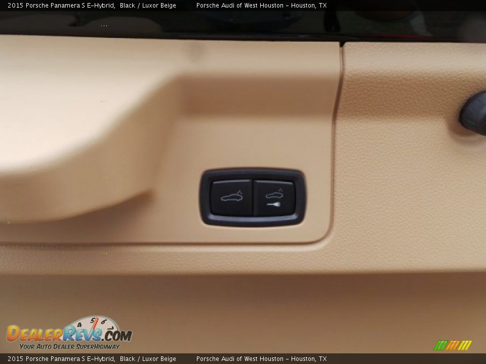 2015 Porsche Panamera S E-Hybrid Black / Luxor Beige Photo #29