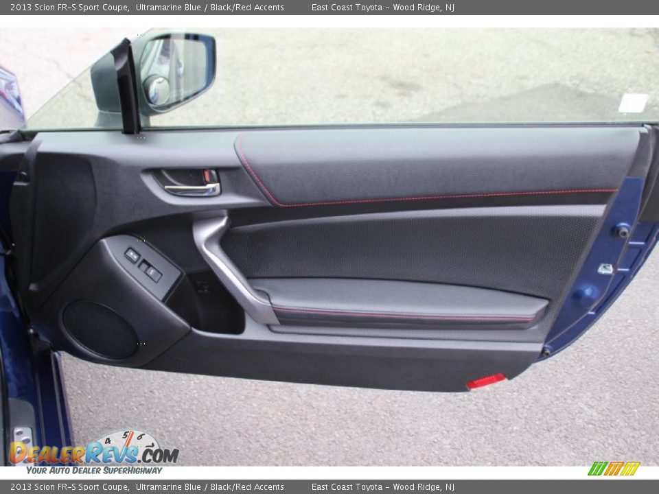Door Panel of 2013 Scion FR-S Sport Coupe Photo #22