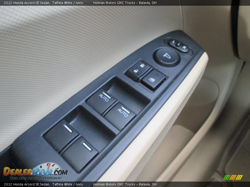 2012 Honda Accord SE Sedan Taffeta White / Ivory Photo #17
