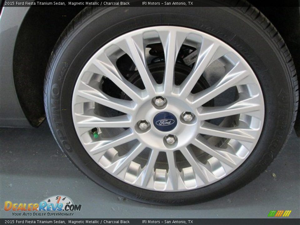 2015 Ford Fiesta Titanium Sedan Wheel Photo #4