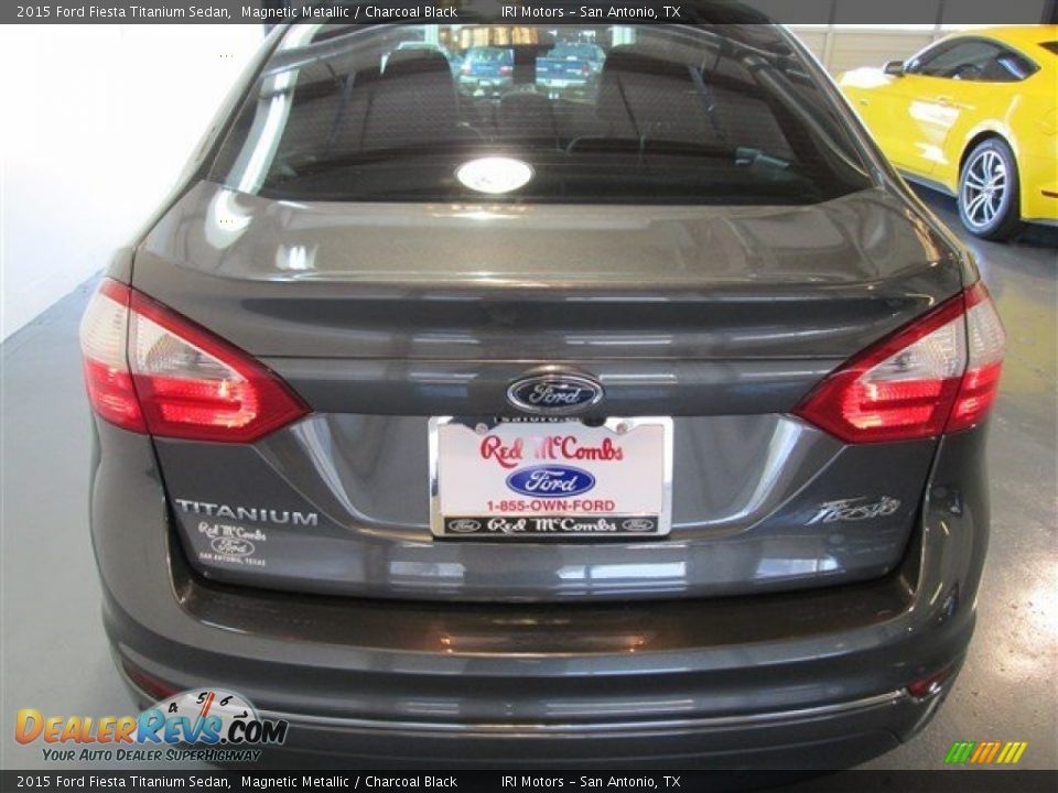 2015 Ford Fiesta Titanium Sedan Magnetic Metallic / Charcoal Black Photo #5
