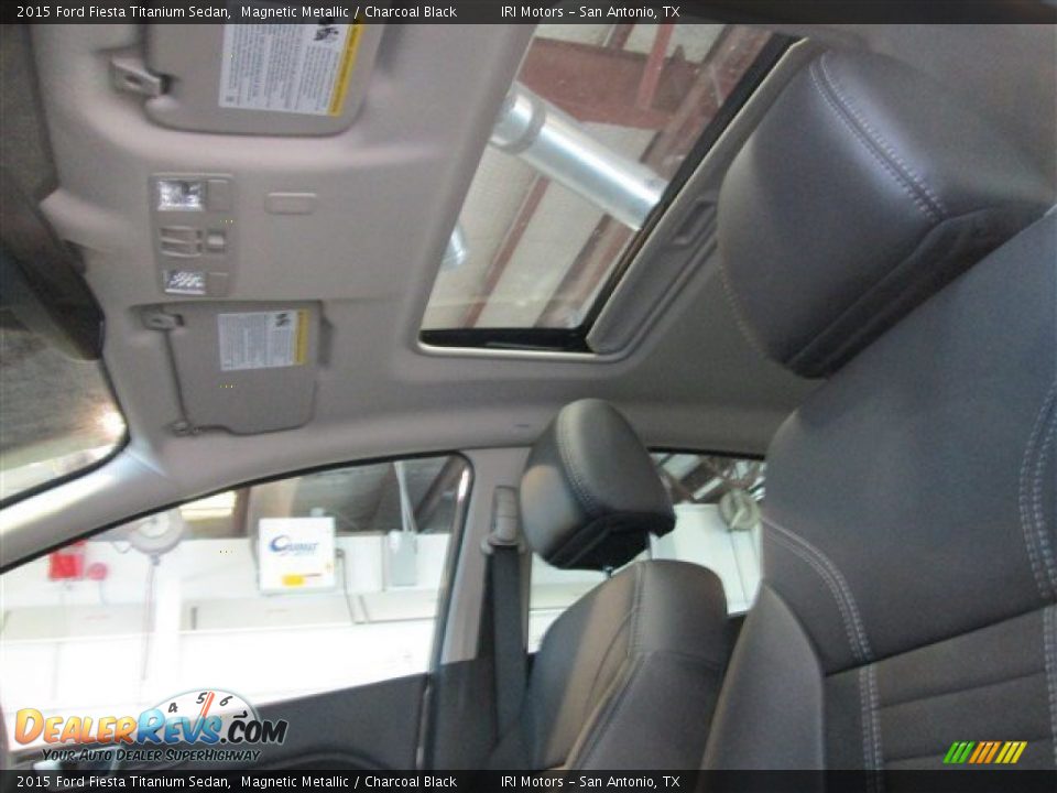 2015 Ford Fiesta Titanium Sedan Magnetic Metallic / Charcoal Black Photo #23