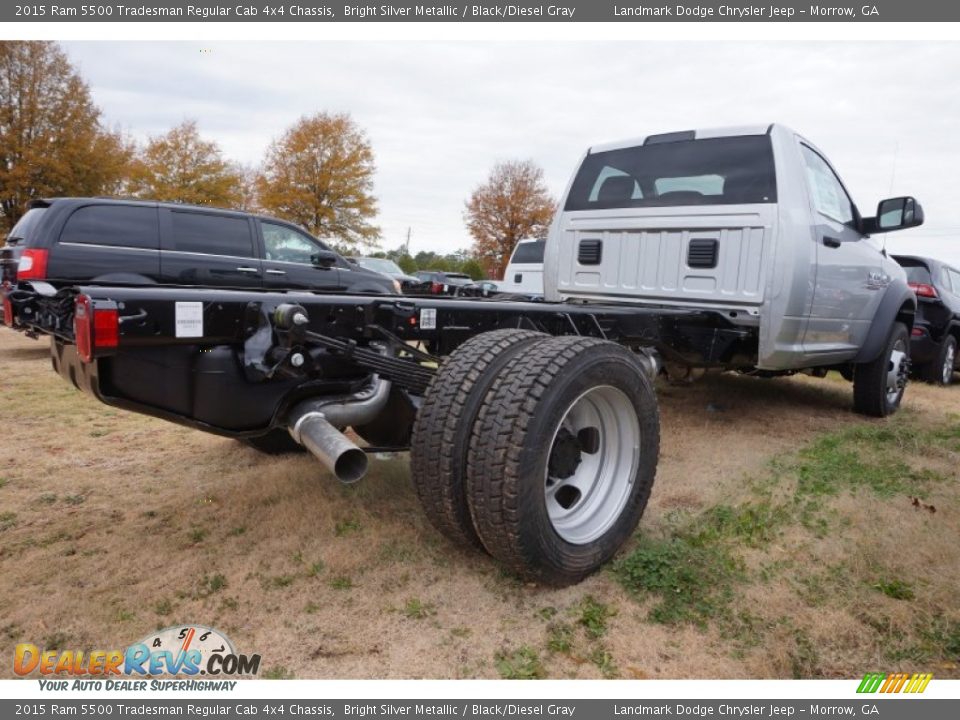 2015 Ram 5500 Tradesman Regular Cab 4x4 Chassis Bright Silver Metallic / Black/Diesel Gray Photo #3