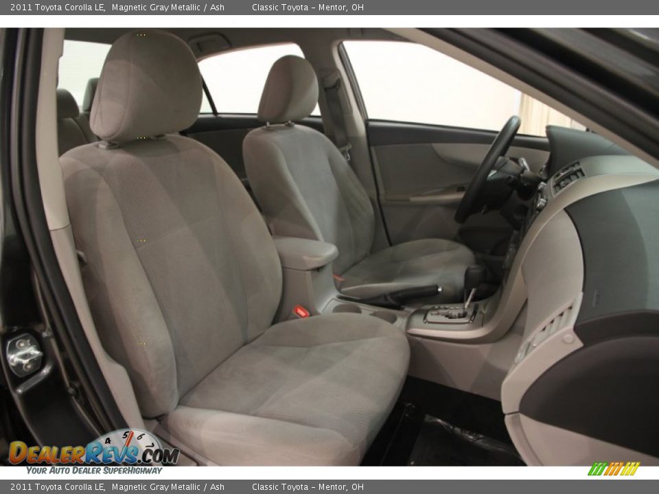 2011 Toyota Corolla LE Magnetic Gray Metallic / Ash Photo #10