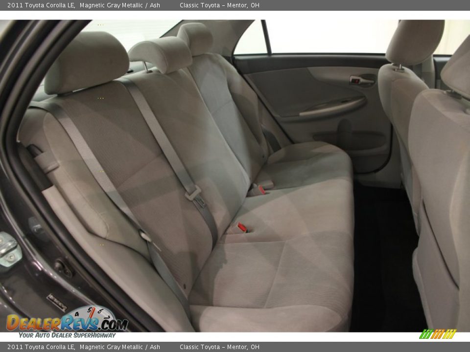 2011 Toyota Corolla LE Magnetic Gray Metallic / Ash Photo #11