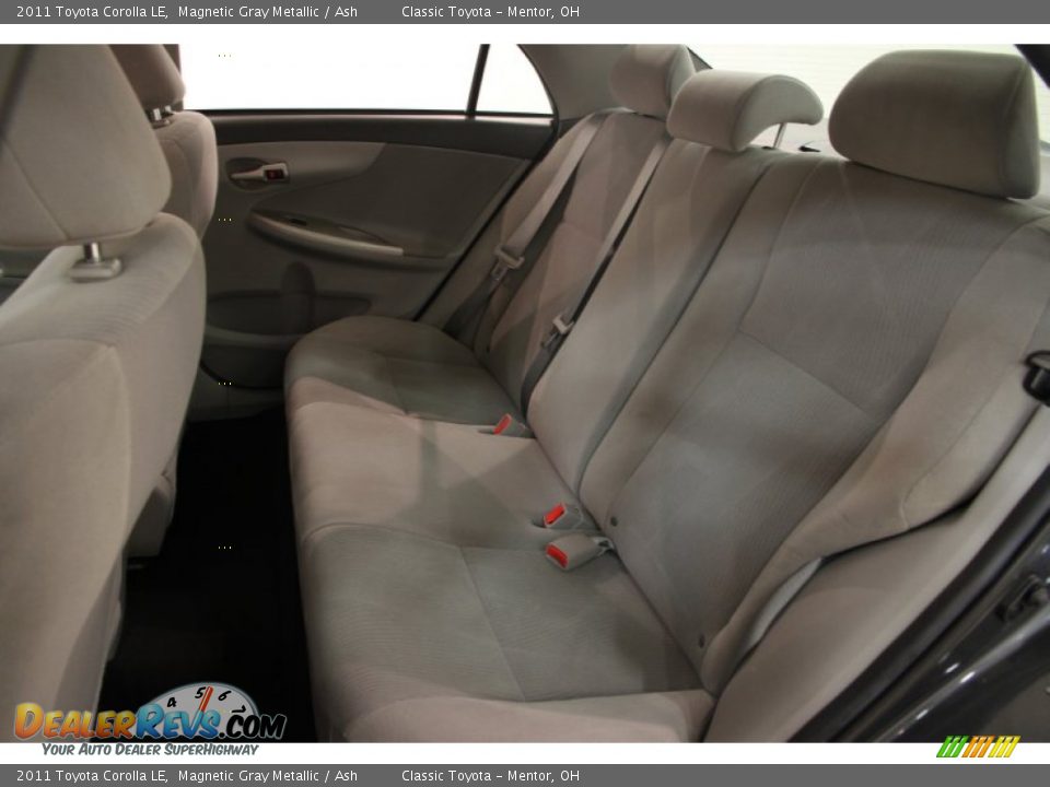 2011 Toyota Corolla LE Magnetic Gray Metallic / Ash Photo #12
