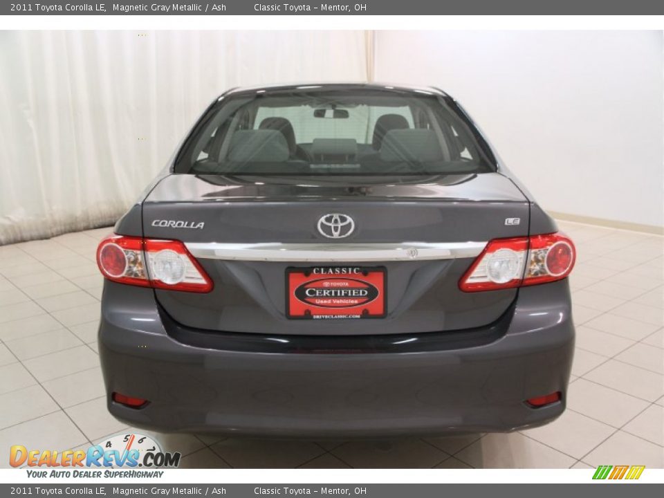 2011 Toyota Corolla LE Magnetic Gray Metallic / Ash Photo #13