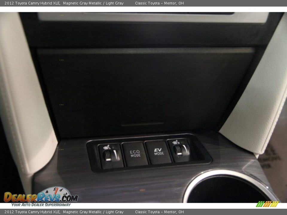 2012 Toyota Camry Hybrid XLE Magnetic Gray Metallic / Light Gray Photo #20
