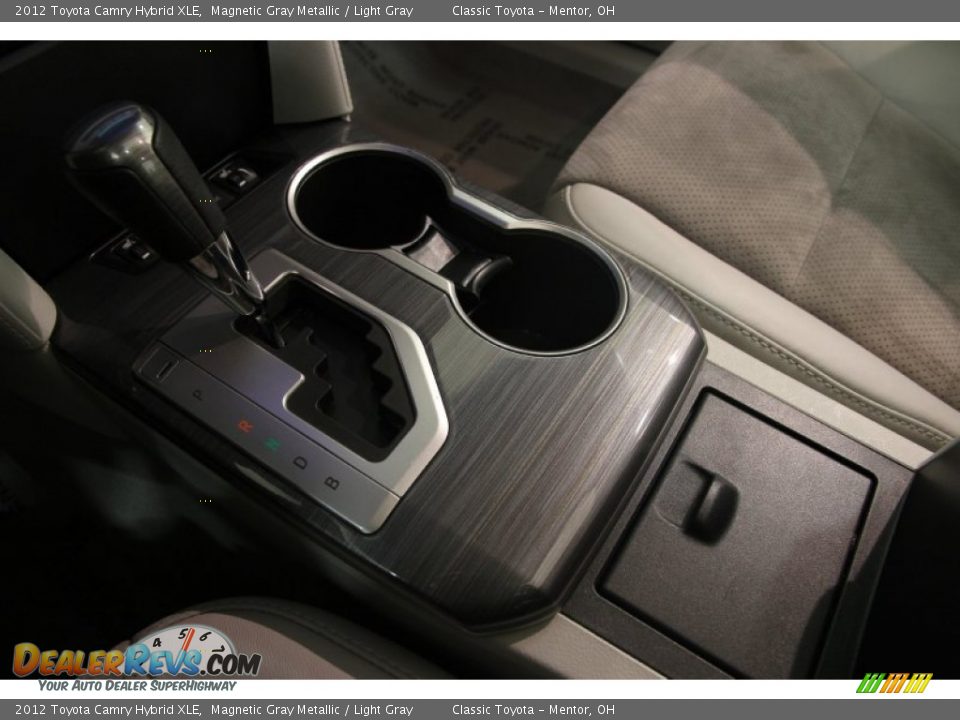 2012 Toyota Camry Hybrid XLE Magnetic Gray Metallic / Light Gray Photo #22