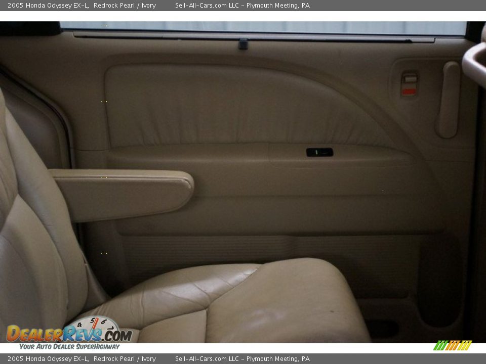 2005 Honda Odyssey EX-L Redrock Pearl / Ivory Photo #15