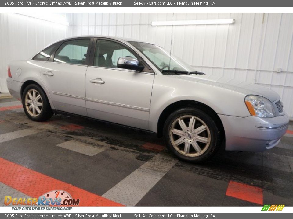2005 Ford Five Hundred Limited AWD Silver Frost Metallic / Black Photo #6
