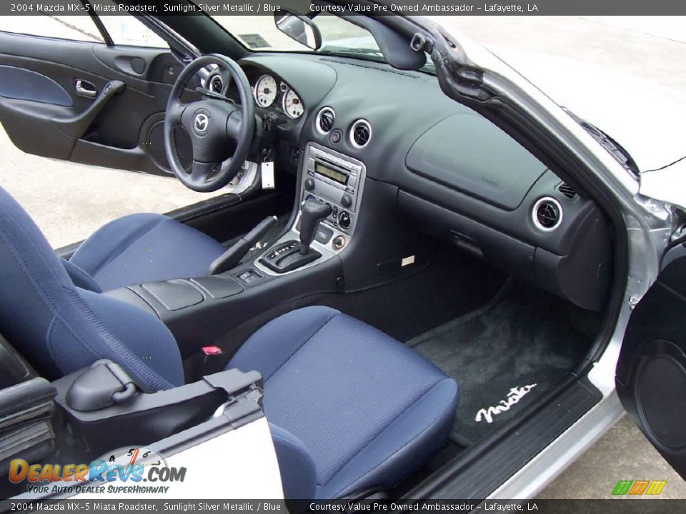 2004 Mazda MX-5 Miata Roadster Sunlight Silver Metallic / Blue Photo #9