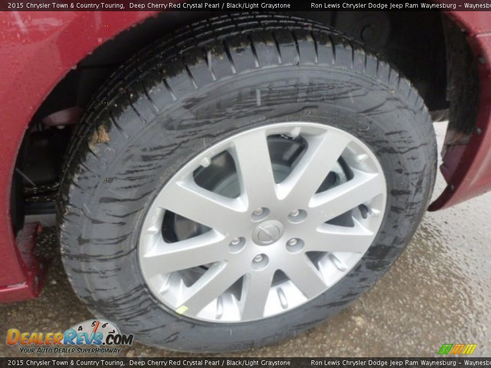 2015 Chrysler Town & Country Touring Deep Cherry Red Crystal Pearl / Black/Light Graystone Photo #9