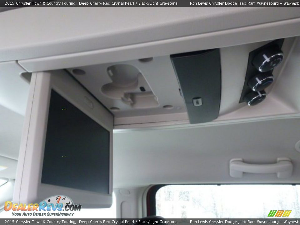 2015 Chrysler Town & Country Touring Deep Cherry Red Crystal Pearl / Black/Light Graystone Photo #13