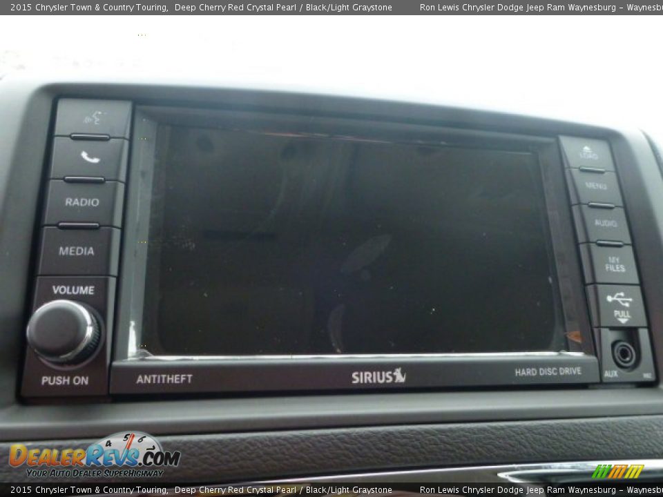 2015 Chrysler Town & Country Touring Deep Cherry Red Crystal Pearl / Black/Light Graystone Photo #18