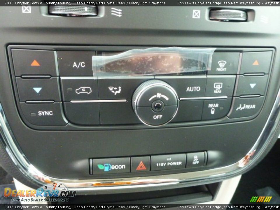 2015 Chrysler Town & Country Touring Deep Cherry Red Crystal Pearl / Black/Light Graystone Photo #19