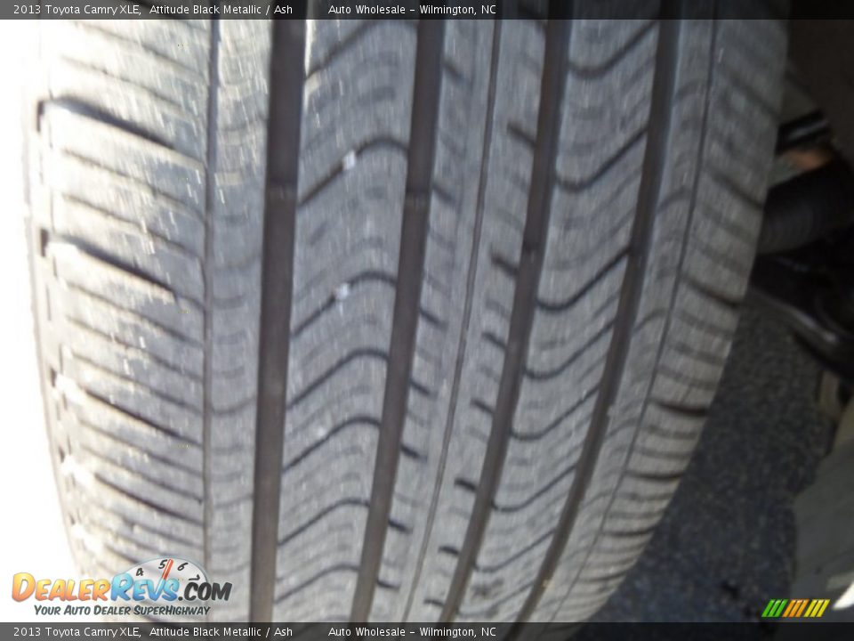 2013 Toyota Camry XLE Attitude Black Metallic / Ash Photo #10