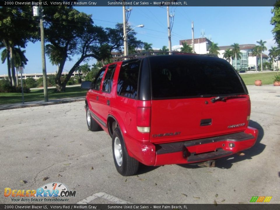 2000 Chevrolet Blazer LS Victory Red / Medium Gray Photo #3