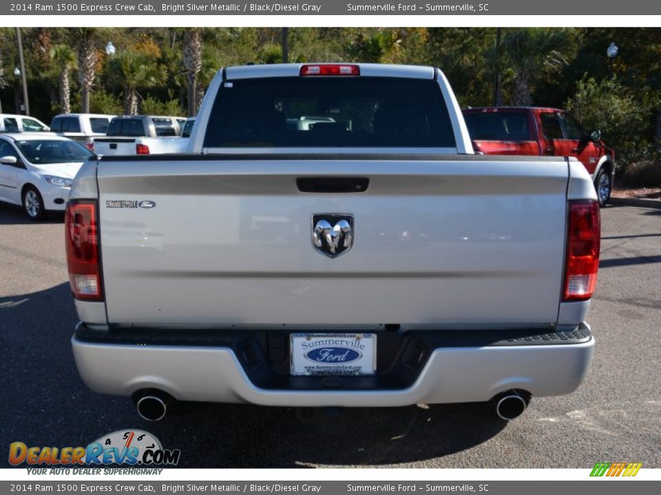 2014 Ram 1500 Express Crew Cab Bright Silver Metallic / Black/Diesel Gray Photo #4