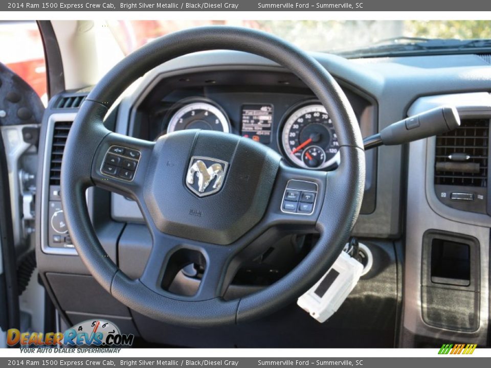 2014 Ram 1500 Express Crew Cab Bright Silver Metallic / Black/Diesel Gray Photo #10