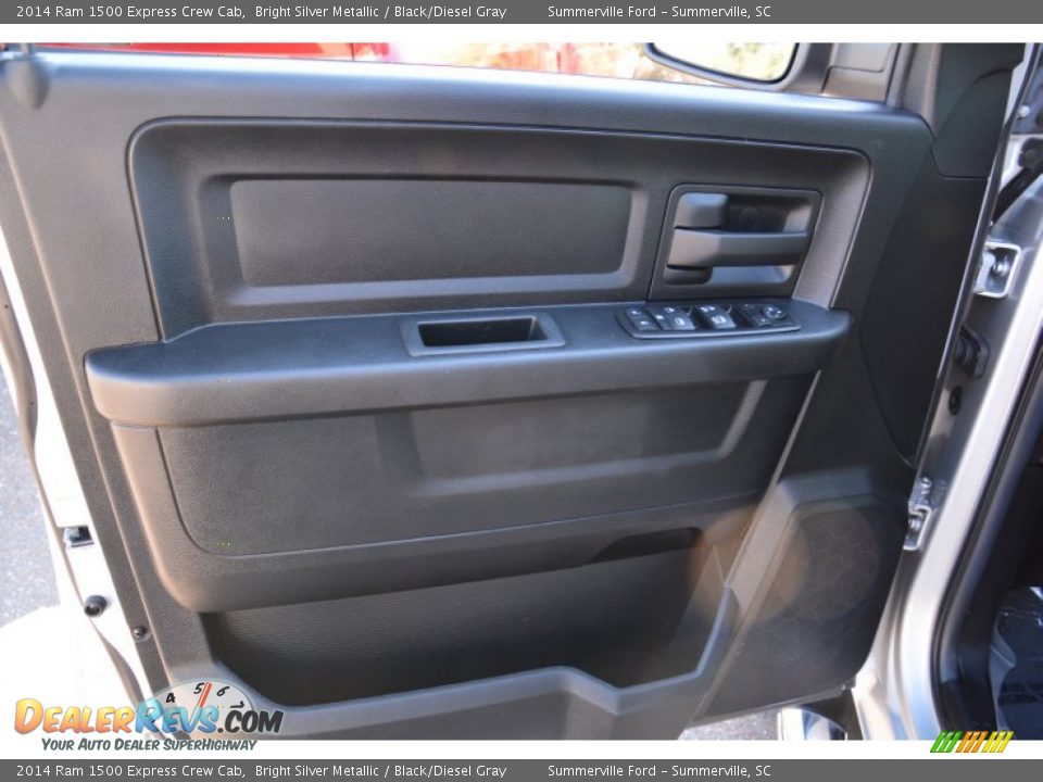 2014 Ram 1500 Express Crew Cab Bright Silver Metallic / Black/Diesel Gray Photo #13