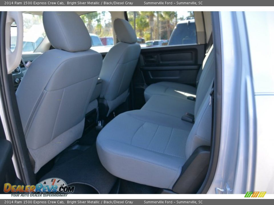2014 Ram 1500 Express Crew Cab Bright Silver Metallic / Black/Diesel Gray Photo #14