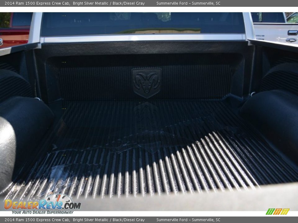 2014 Ram 1500 Express Crew Cab Bright Silver Metallic / Black/Diesel Gray Photo #16