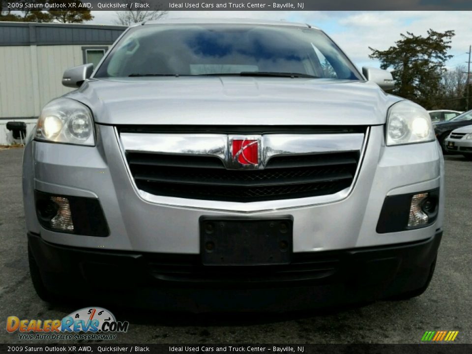 2009 Saturn Outlook XR AWD Quicksilver / Black Photo #4