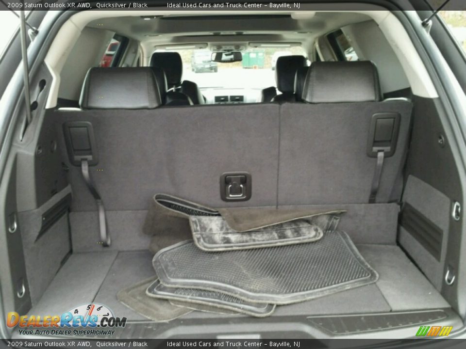 2009 Saturn Outlook XR AWD Quicksilver / Black Photo #16