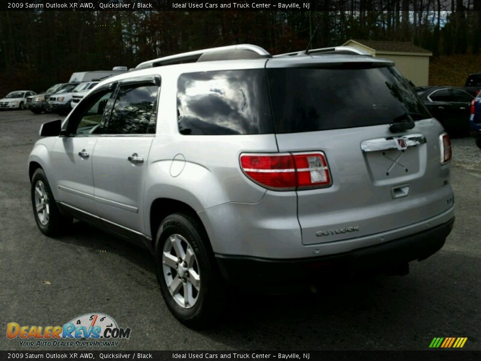 2009 Saturn Outlook XR AWD Quicksilver / Black Photo #18