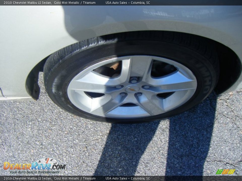 2010 Chevrolet Malibu LS Sedan Gold Mist Metallic / Titanium Photo #5