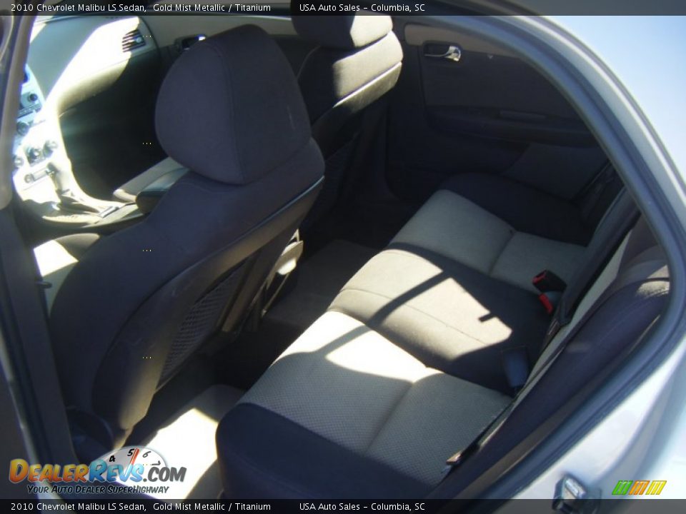 2010 Chevrolet Malibu LS Sedan Gold Mist Metallic / Titanium Photo #14